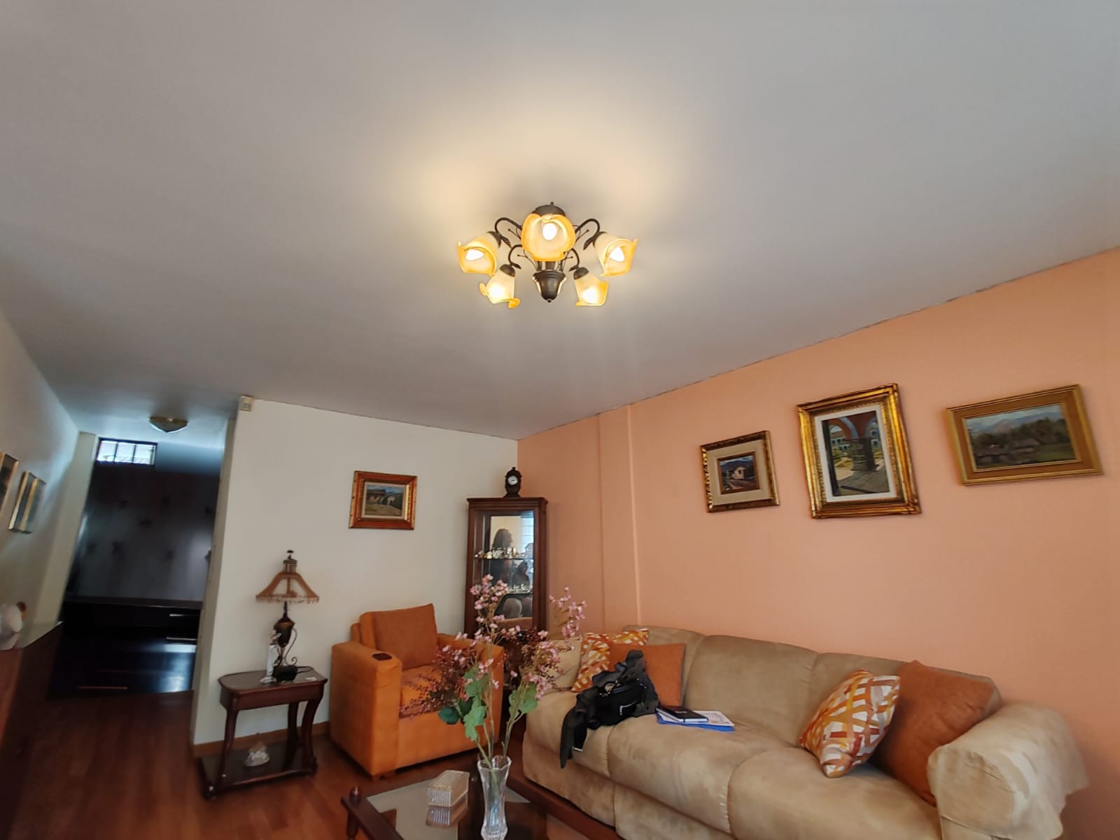 residencial en venta en Quito, CASA EN VENTA 146 M², 1572 m²