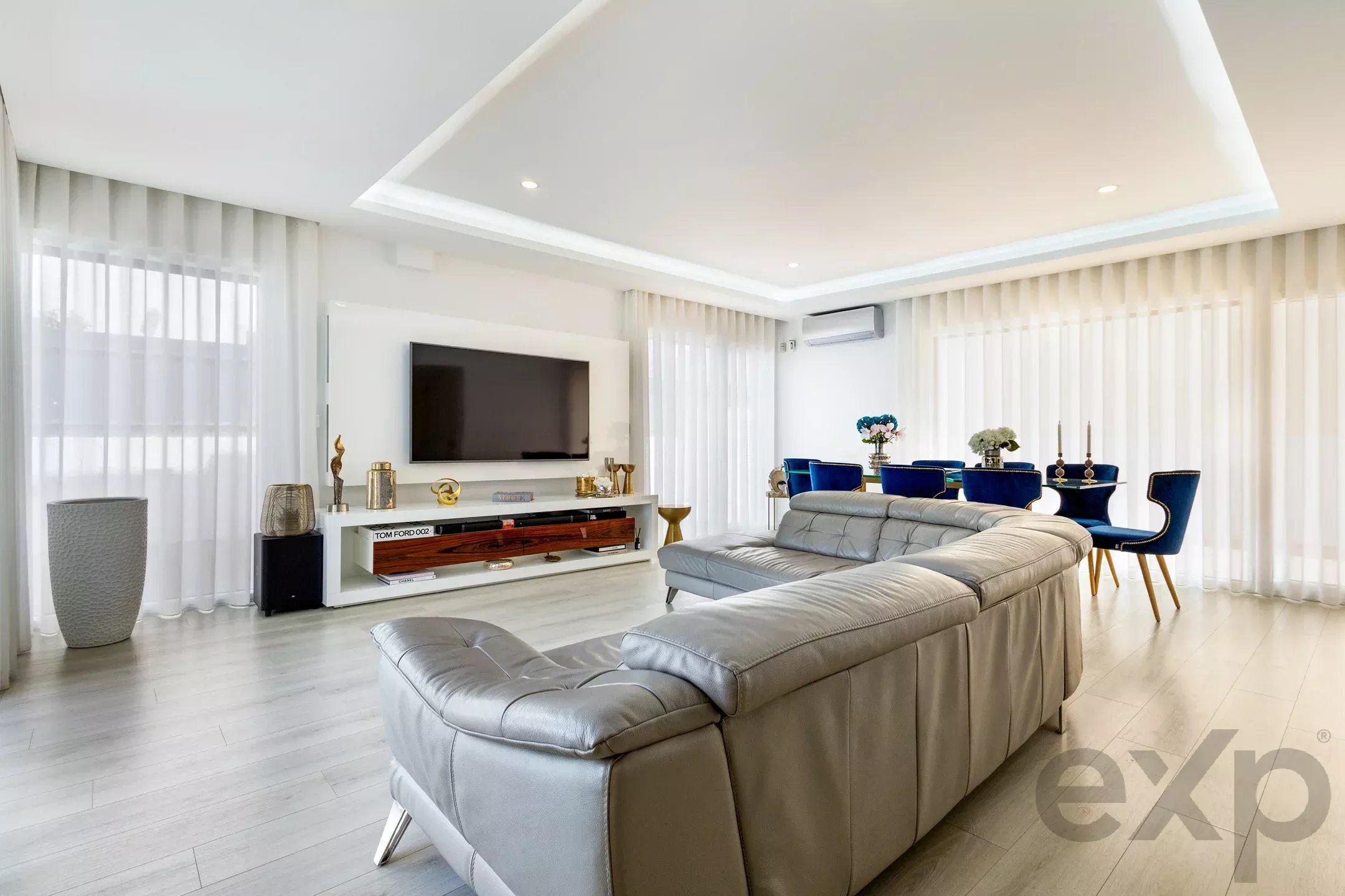 residential for sale in Charneca de Caparica e Sobreda, Rua Zeca Afonso, 2820-138 Charneca de Caparica e Sobreda, 1776 m²