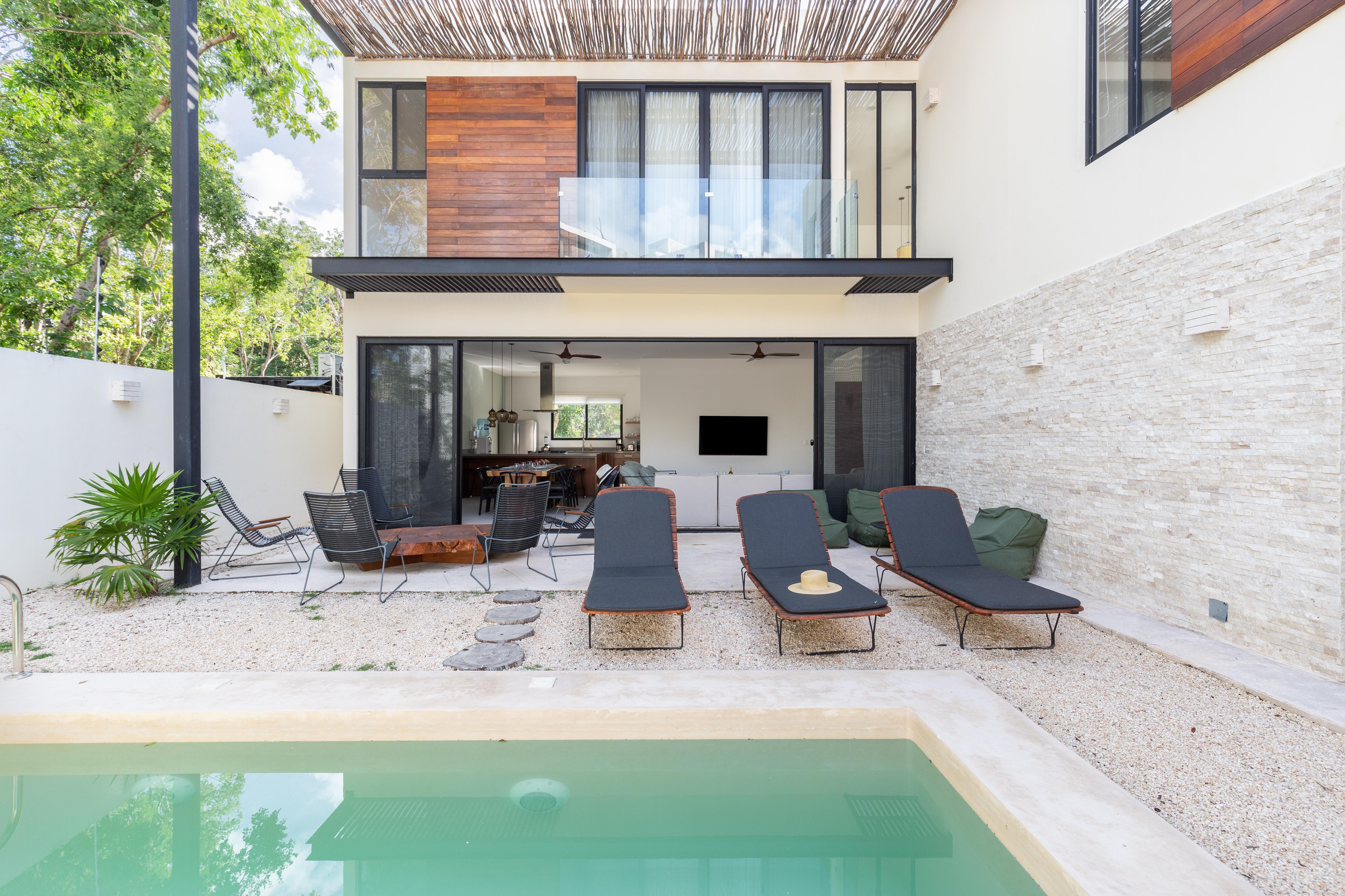 Villa de lujo 4hab en Aldea Zama Private con piscina y seguridad 24h