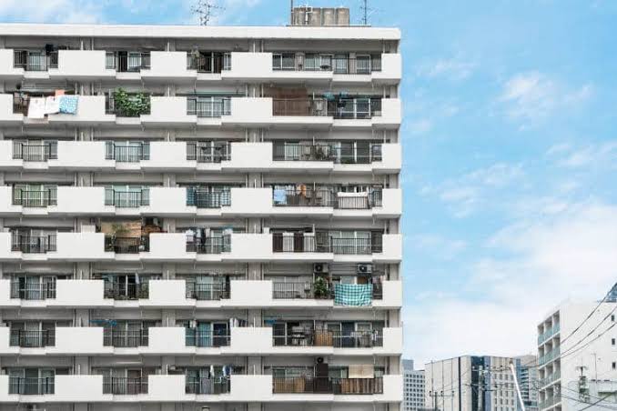 Modern 2-Bedroom Apartment with Skyline Views in Shibuya
